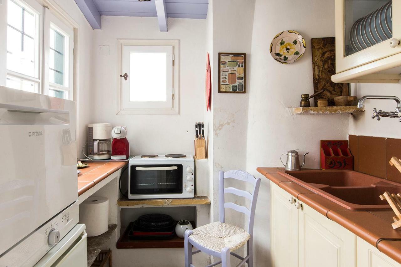 Two Olive Trees Guest House Spetses Town Exterior photo