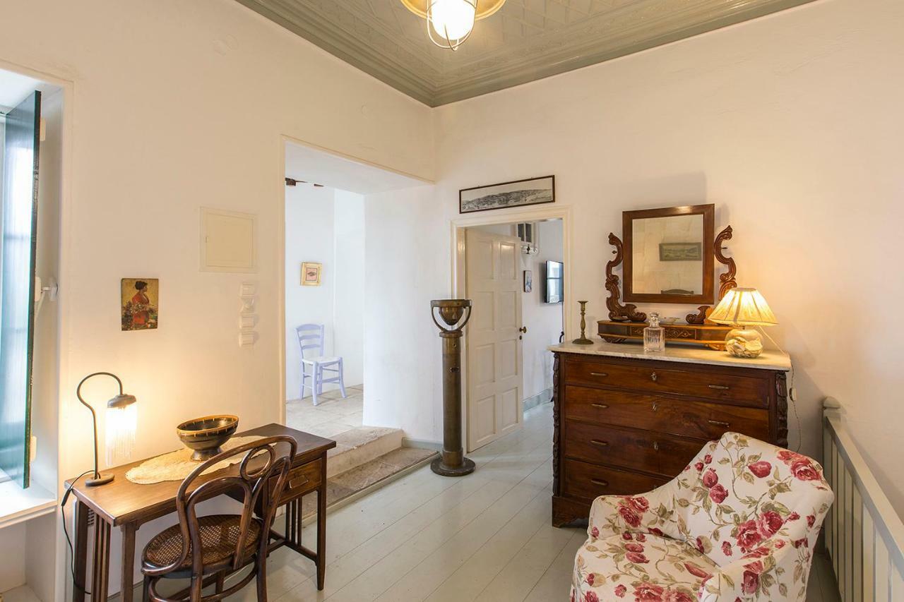 Two Olive Trees Guest House Spetses Town Exterior photo