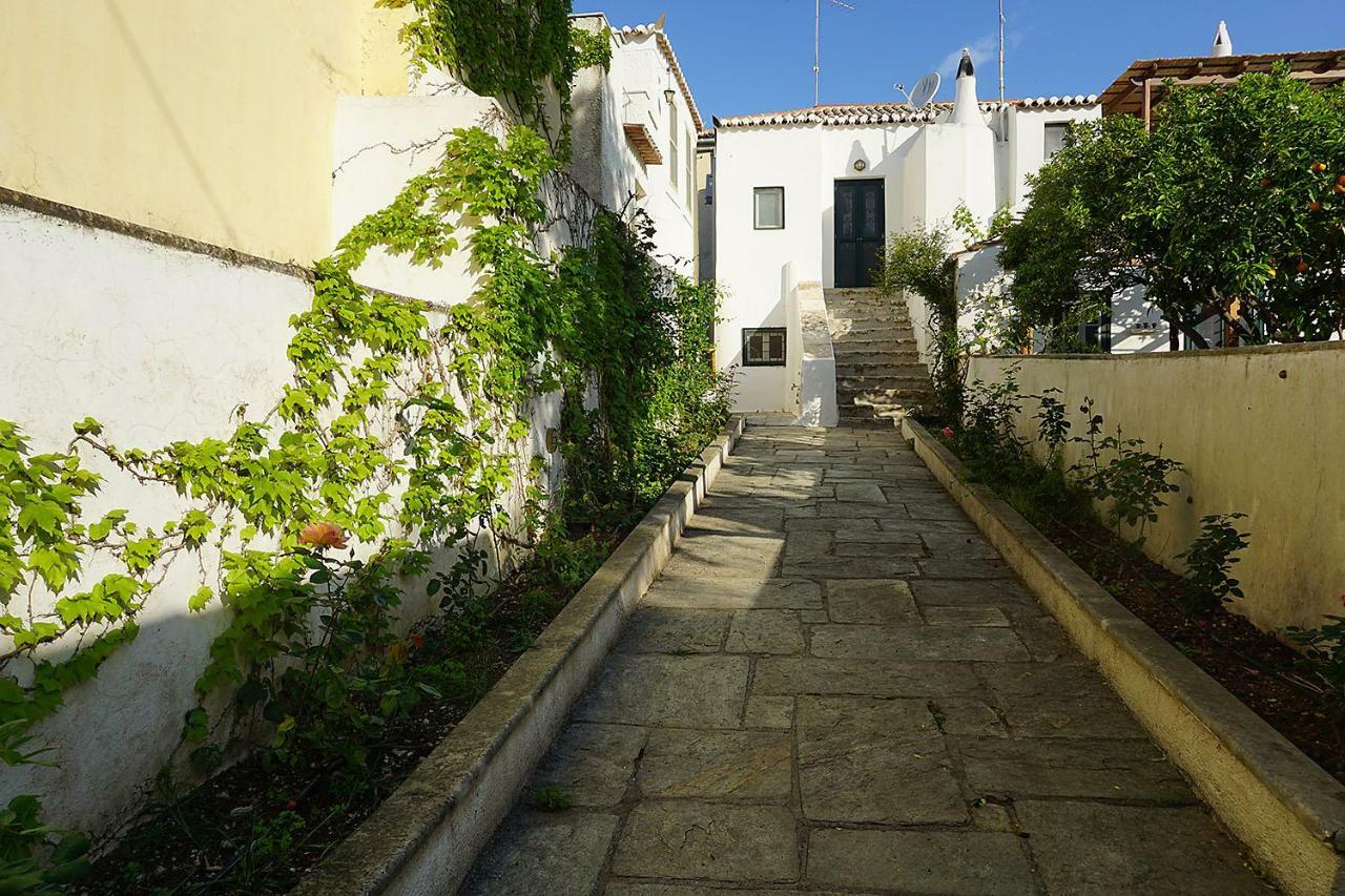 Two Olive Trees Guest House Spetses Town Exterior photo
