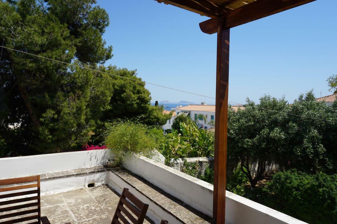 Two Olive Trees Guest House Spetses Town Exterior photo