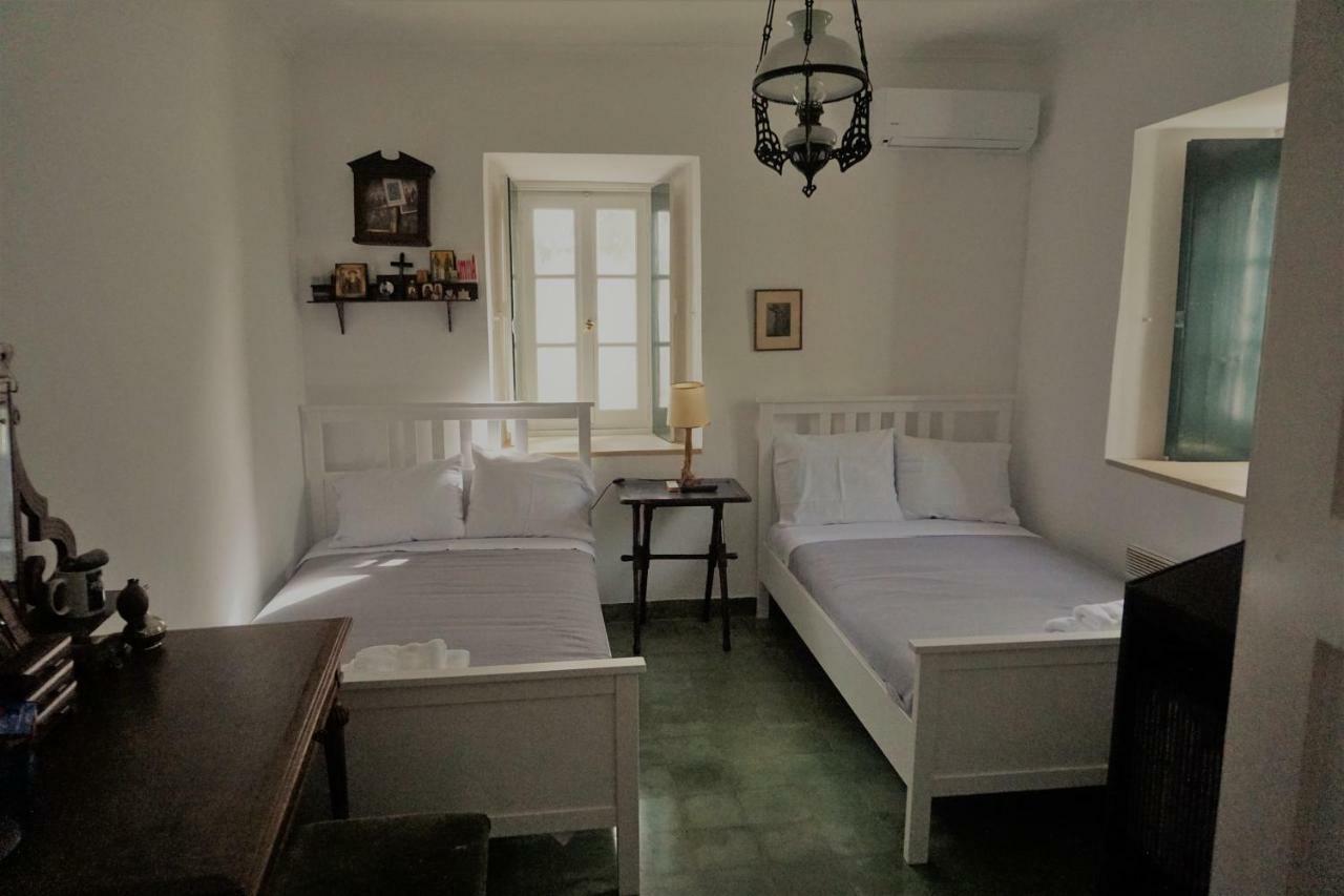 Two Olive Trees Guest House Spetses Town Exterior photo