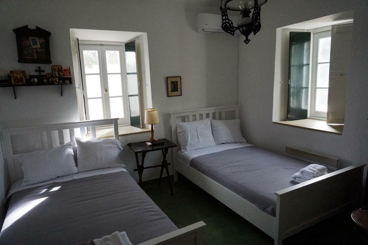 Two Olive Trees Guest House Spetses Town Exterior photo